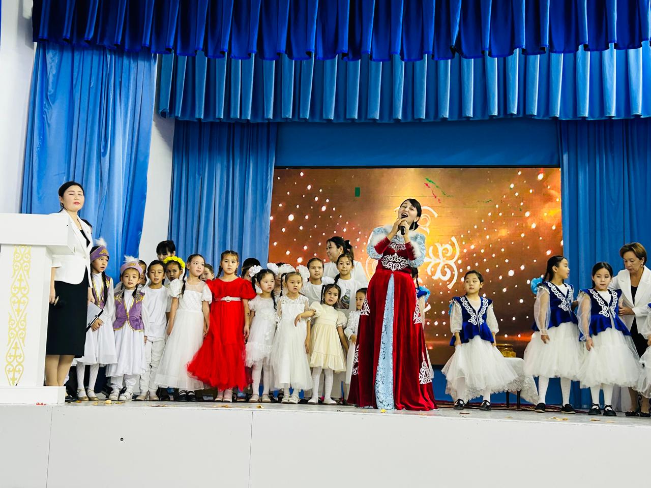 "Абай мұрасы-ұрпаққа аманат"